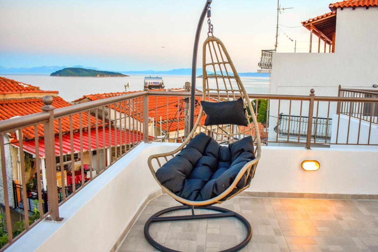 La Maison Plakes Rooftop Apartment