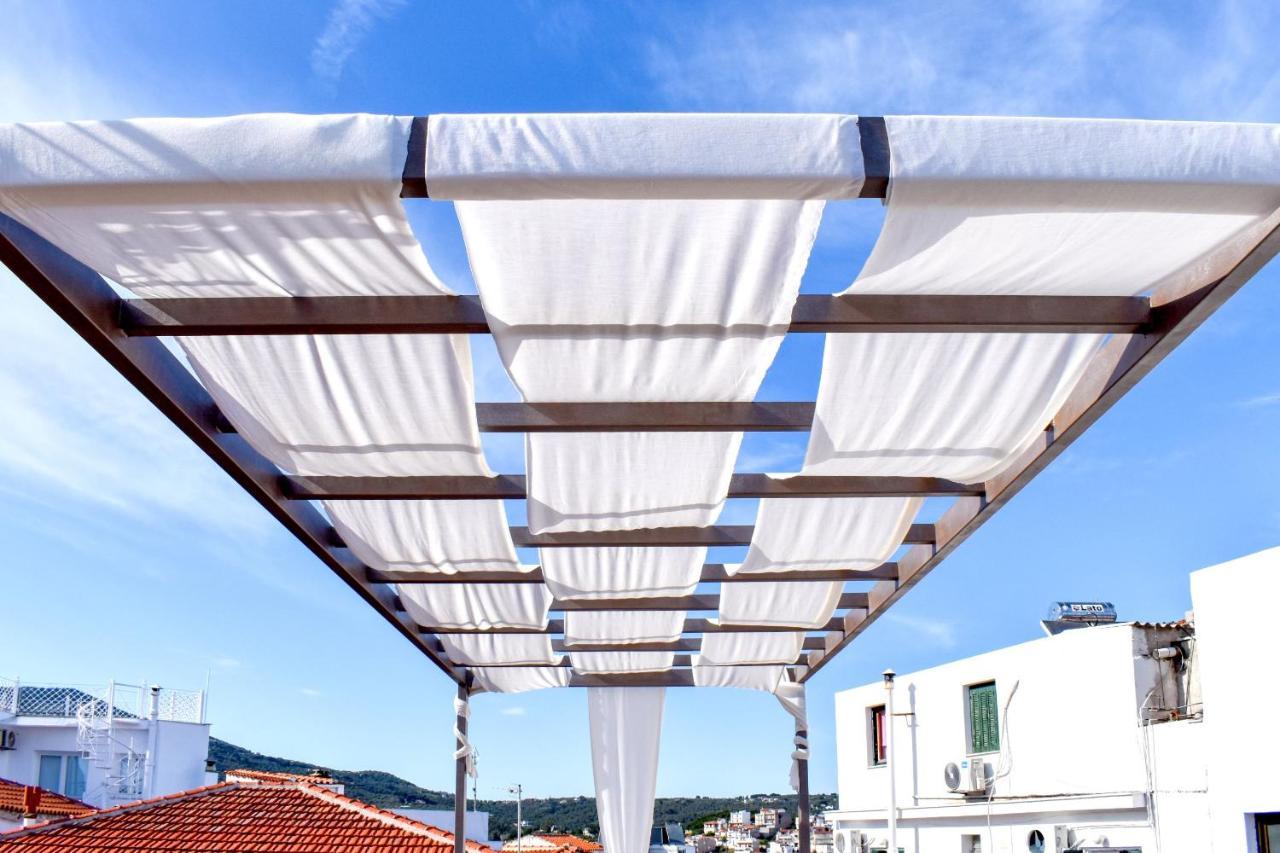 La Maison Plakes Rooftop Skiathos Town